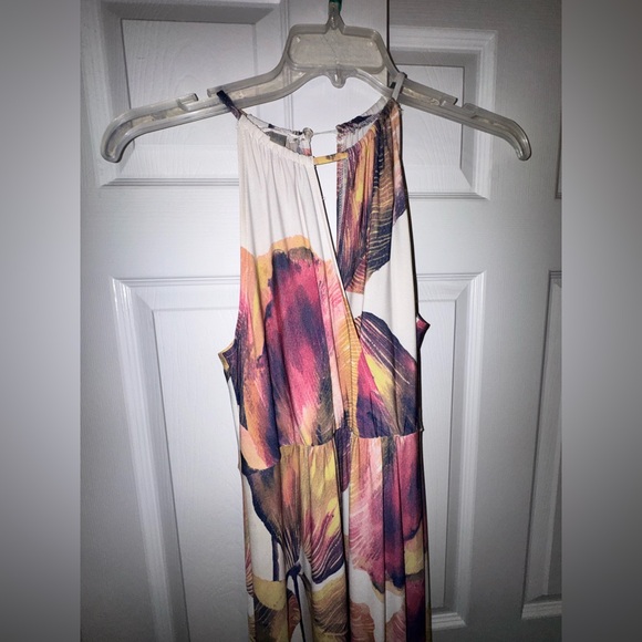 London Times Abstract Floral Halter Maxi Dress Size 6 Raw Hem - Picture 3 of 8